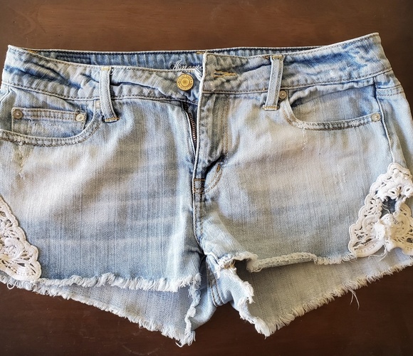 American Eagle Outfitters Pants - American Eagle shorts